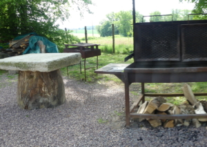 barbecue-extérieur-etangs-de-vaux